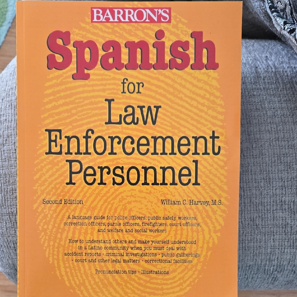 Spanish for Law Enforcement Personnel Book